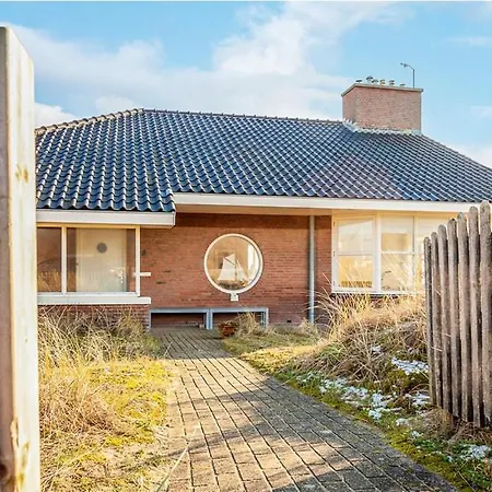 Light-flooded Берген ан Зее