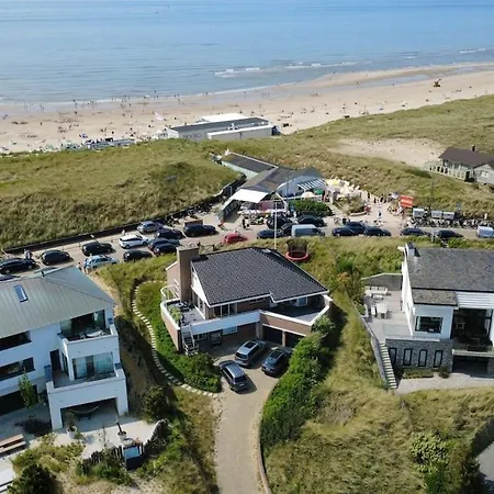 Ferienhaus Light-flooded *