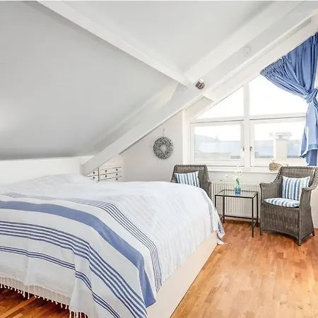 Light-flooded Bergen aan Zee